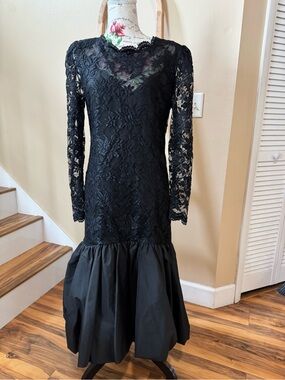 Elegant Black Lace Midi Dress with Flounced Hem
